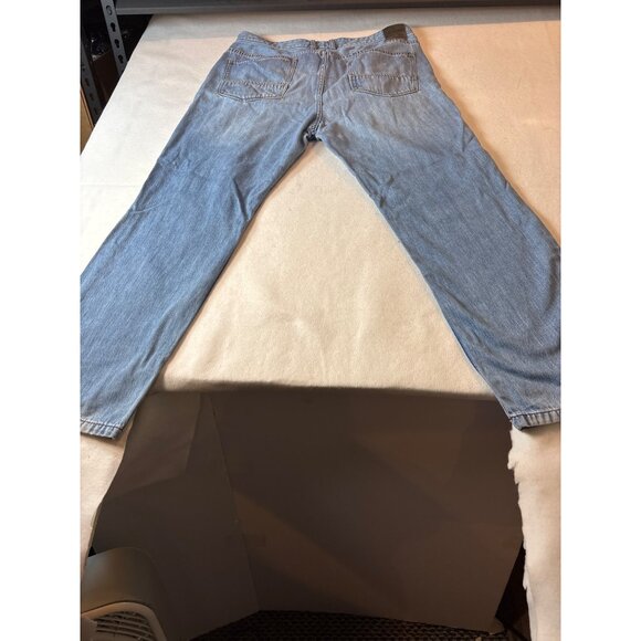 Tommy Bahama Cayman Island Relaxed blue Mens Jeans Size 34/32 Light Blue Denim S - Picture 10 of 12